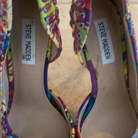 Steve Madden - Picture 2 of 3